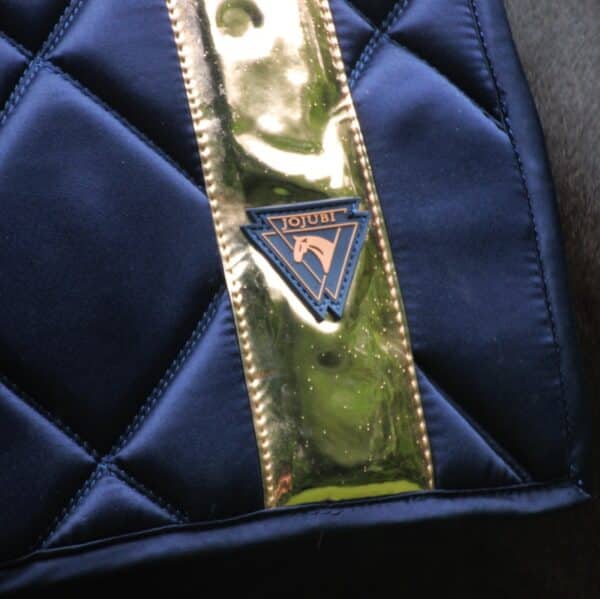 jojubi rosé navy saddle pad1